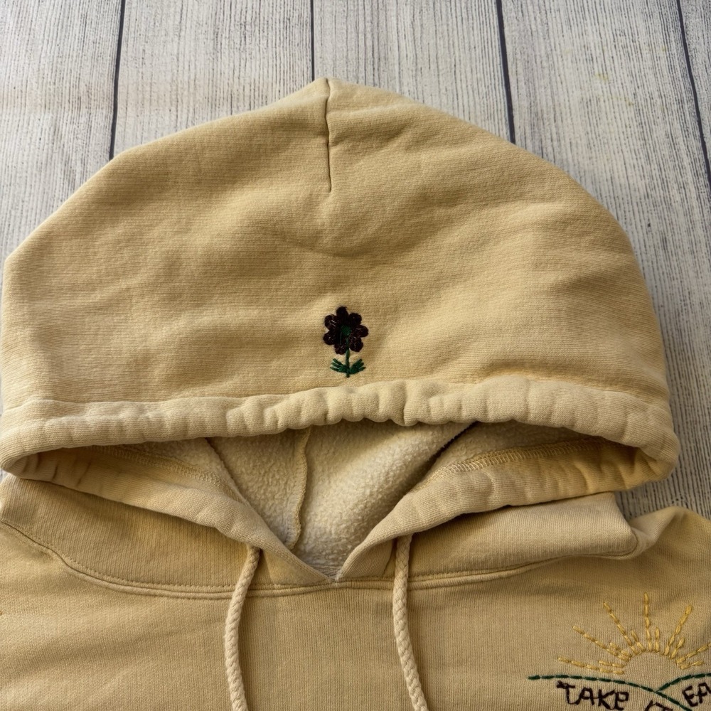 Kimchi Blue UO Marley Cropped Hoodie XS Putty Embroidered Boho Nature - Picture 2 of 11